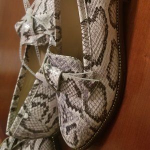 Antonio Melani Darlene snake print shoe